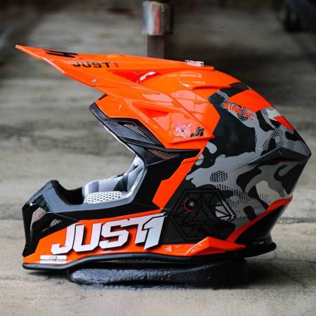 JUST1 JUST1 J39 KINETIC cross buksisak camo szrke/piros/fluo narancs 2024